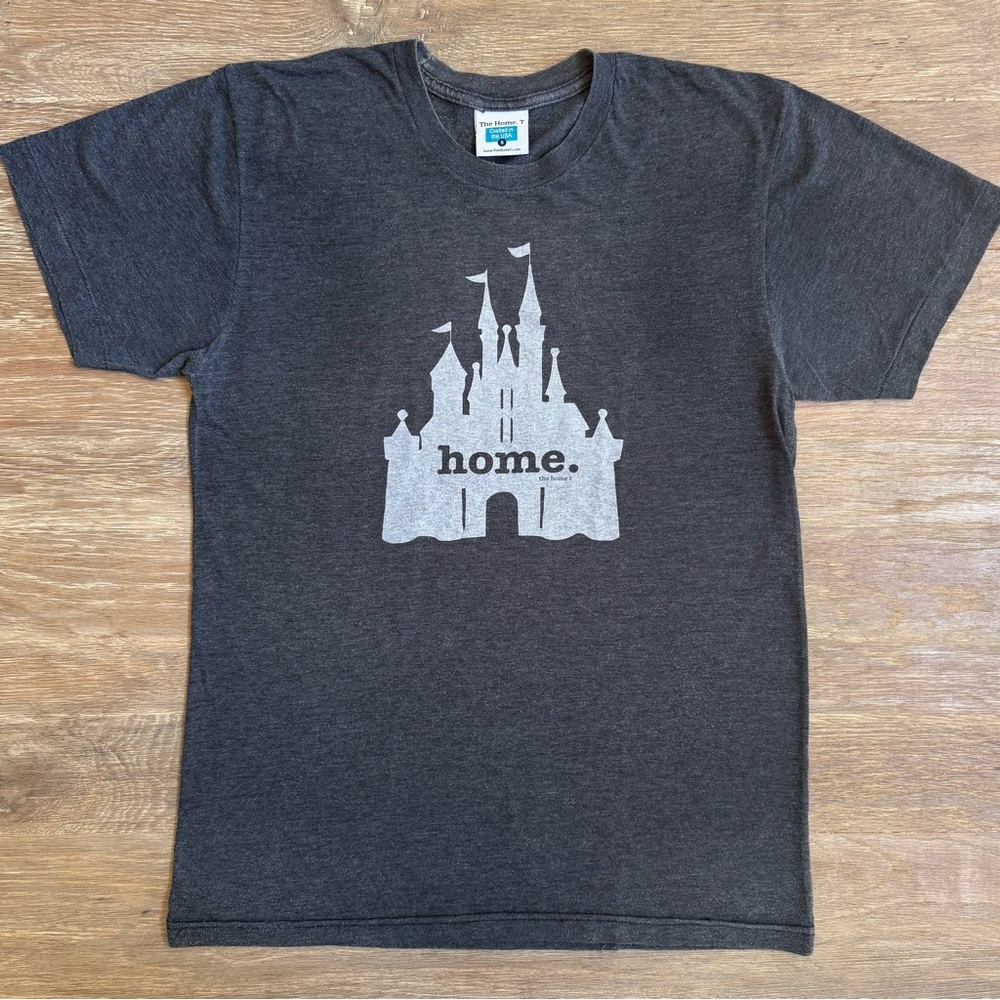 TheHomeT | Castle Design | Disney vibes! Unisex S